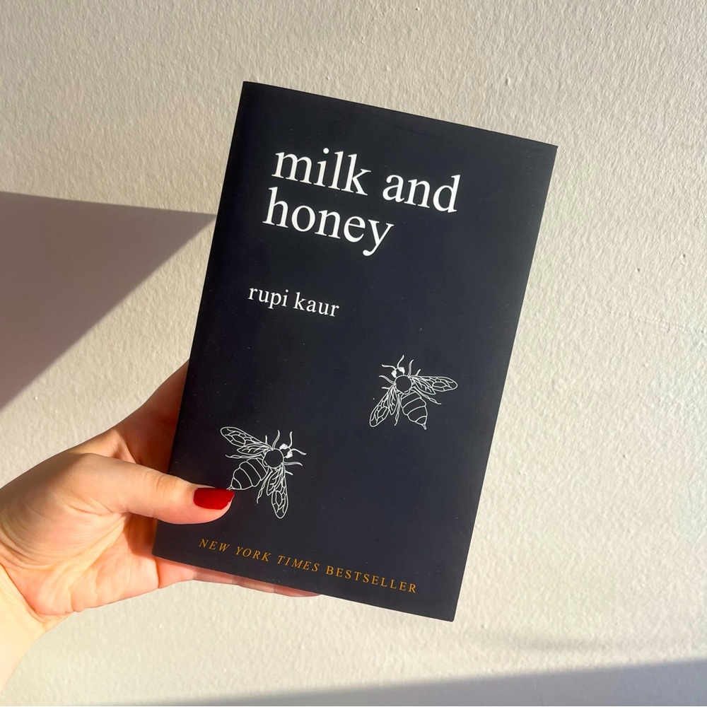 Milk and Honey by Rupi Kaur Poetry book